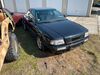 Audi 80 Zimmern unter der Burg