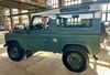 Land Rover Defender teichweiden