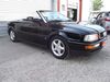 Audi 80 Zimmern unter der Burg