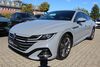 VW Arteon picher