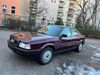Audi 80 Zimmern unter der Burg