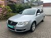 VW Passat Variant k